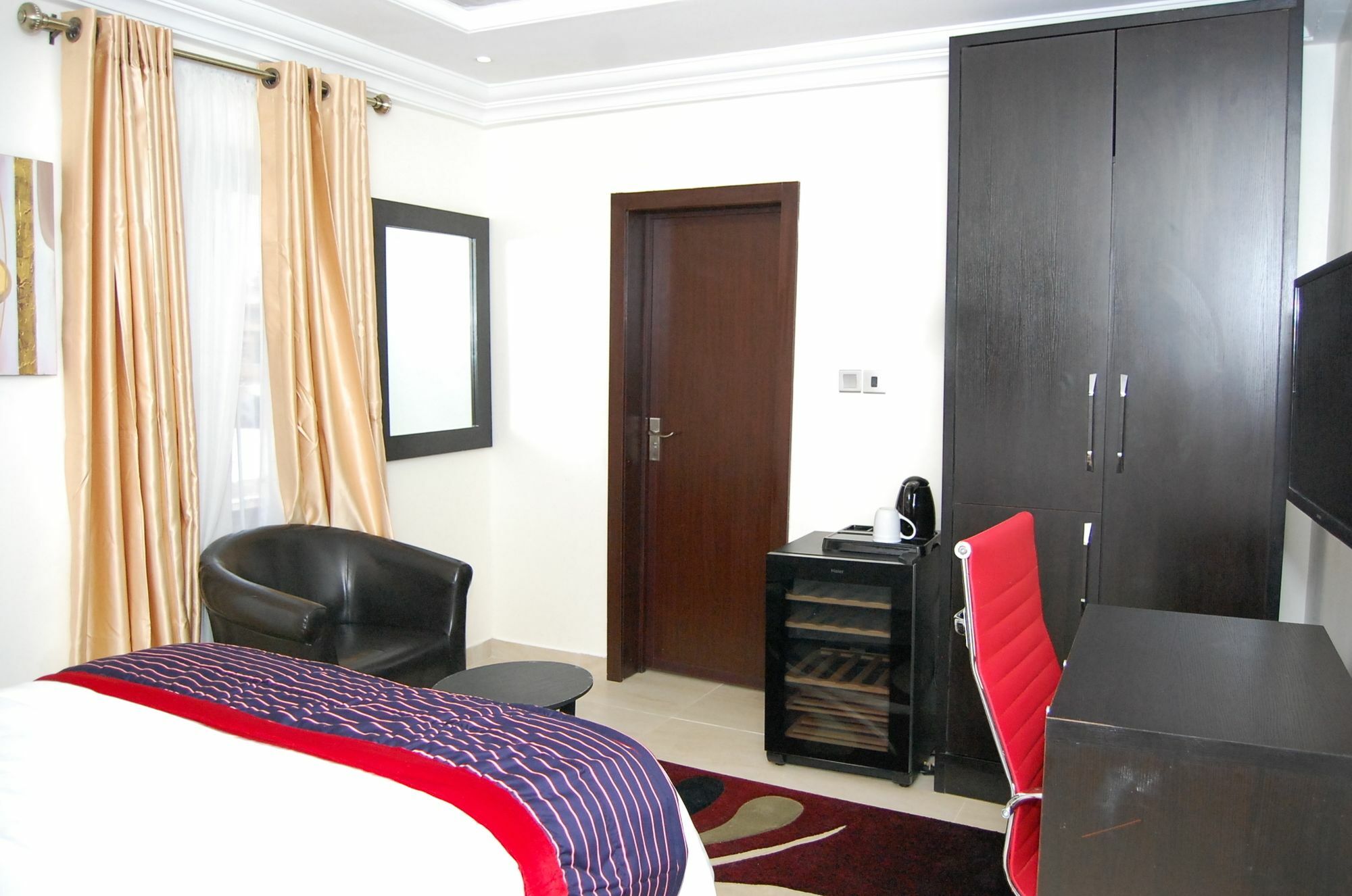 The Montrose Hotel Lekki Eksteriør billede