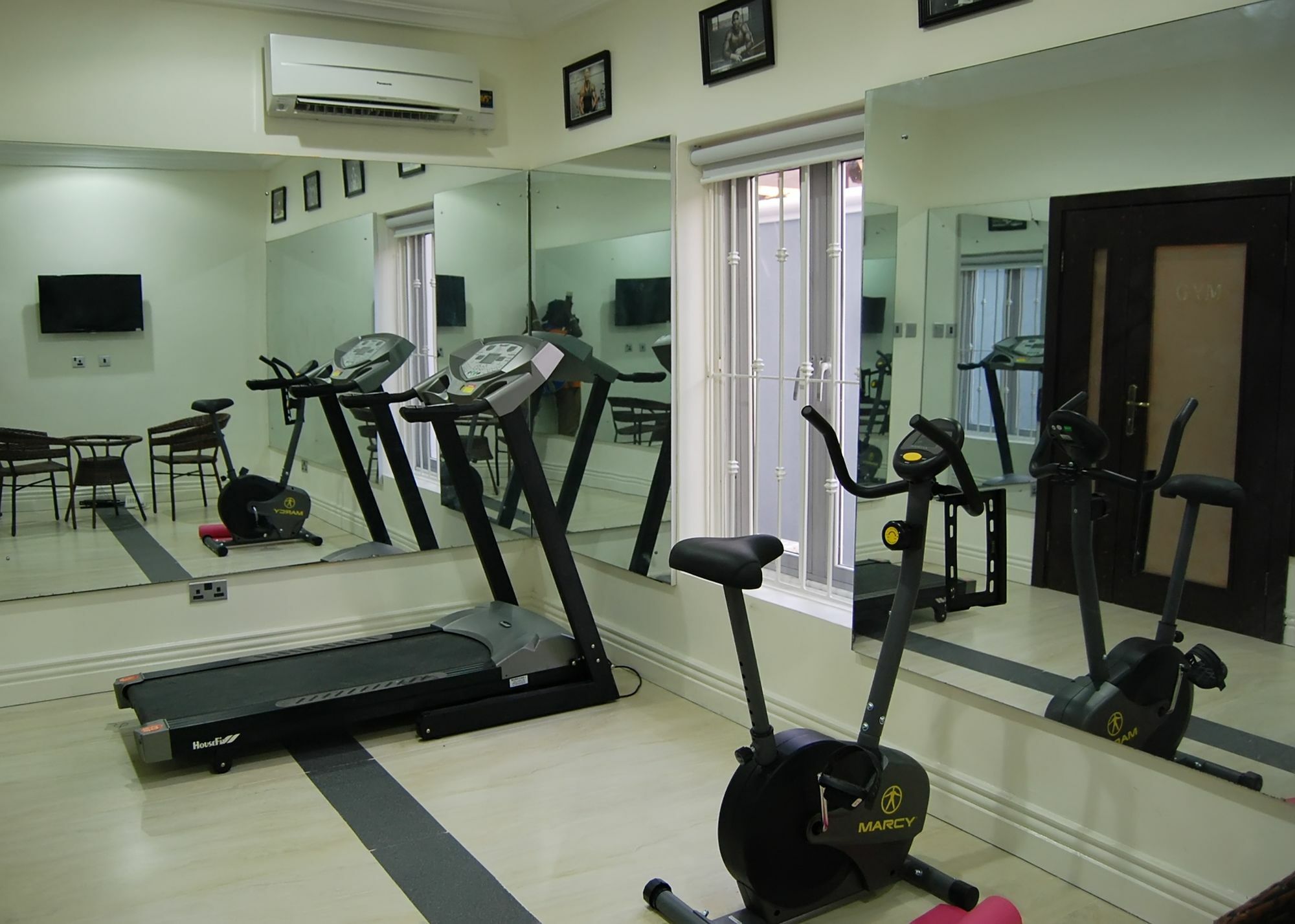 The Montrose Hotel Lekki Eksteriør billede