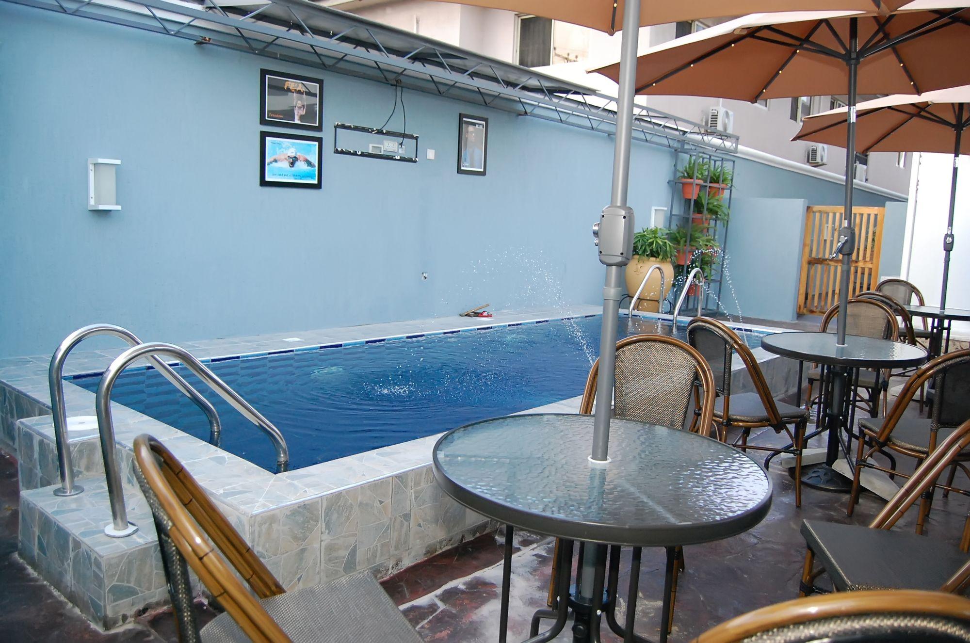 The Montrose Hotel Lekki Eksteriør billede